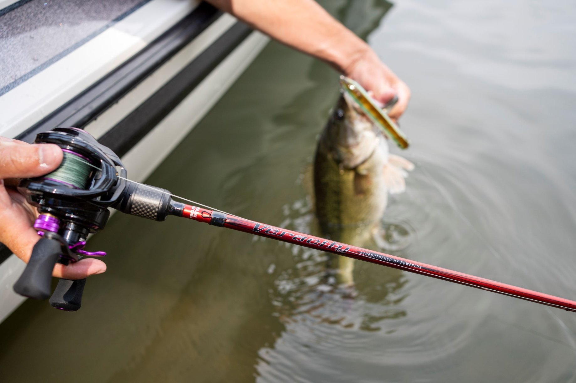 Carretilha Abu Garcia Revo EXD